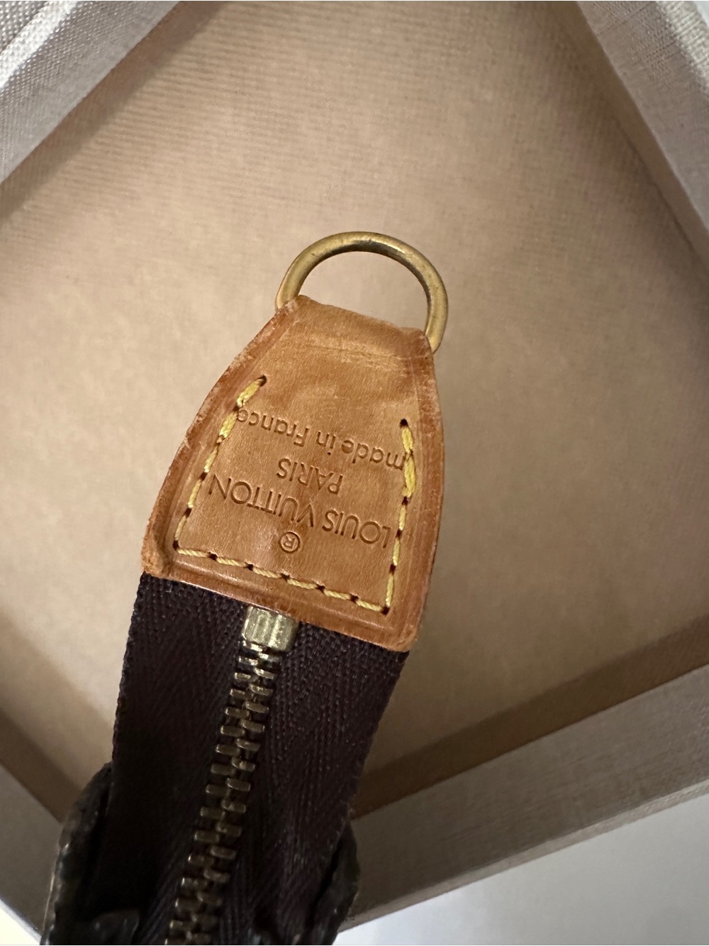 Louis Vuitton Monogram Canvas Brown and Tan Pouch - Picture 2 of 6